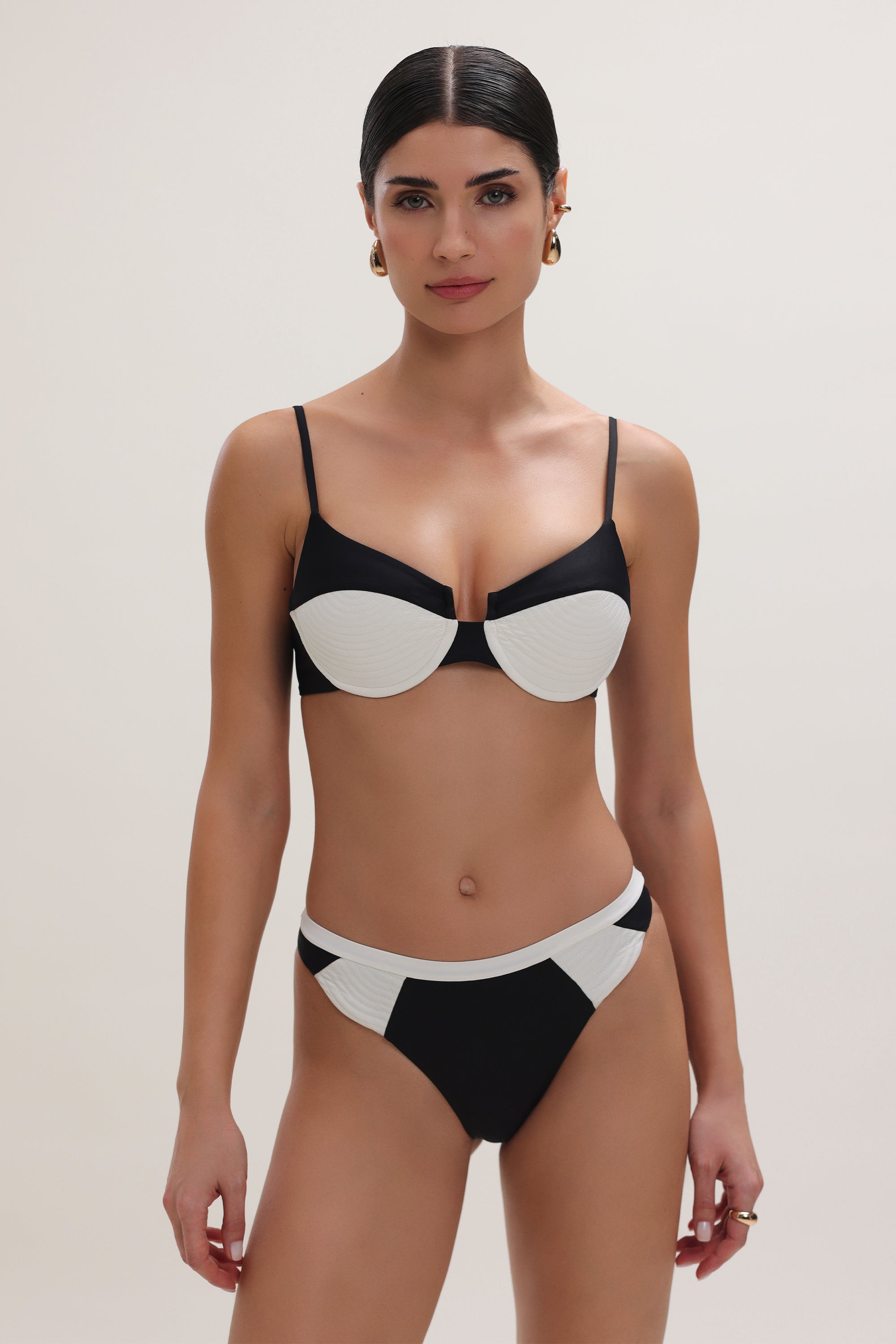 Slip de baie Tanga Noa Negru